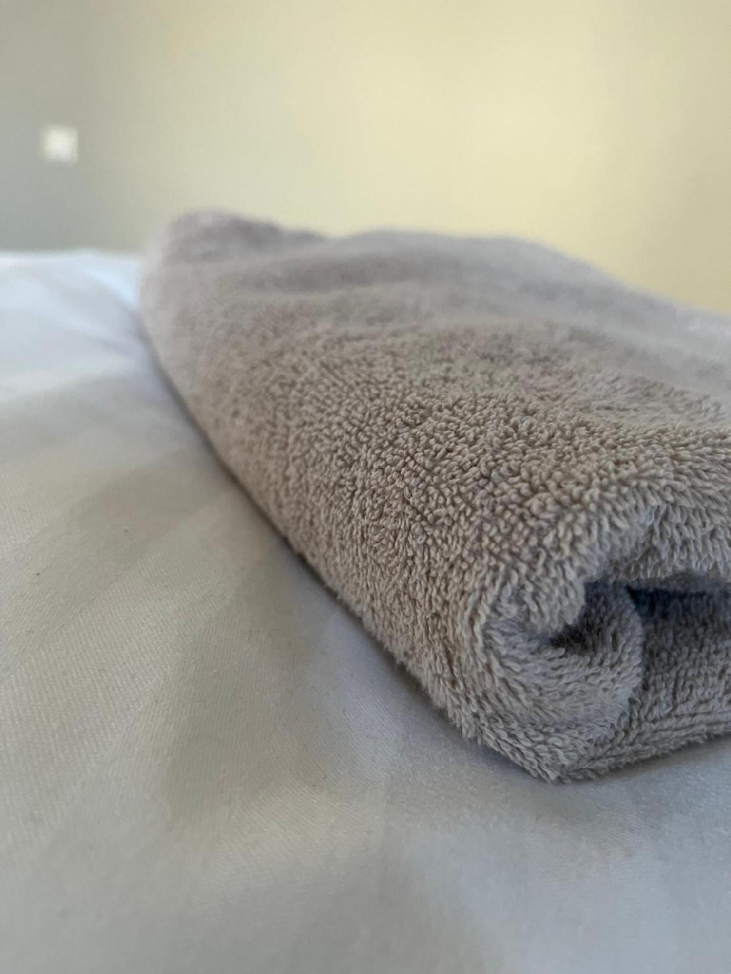 4U Hotel Men Only Hohenthurn Экстерьер фото
